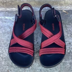 Aerothotic Hadal Slingback Sandals, Size 40 (US 10) Cranberry Color